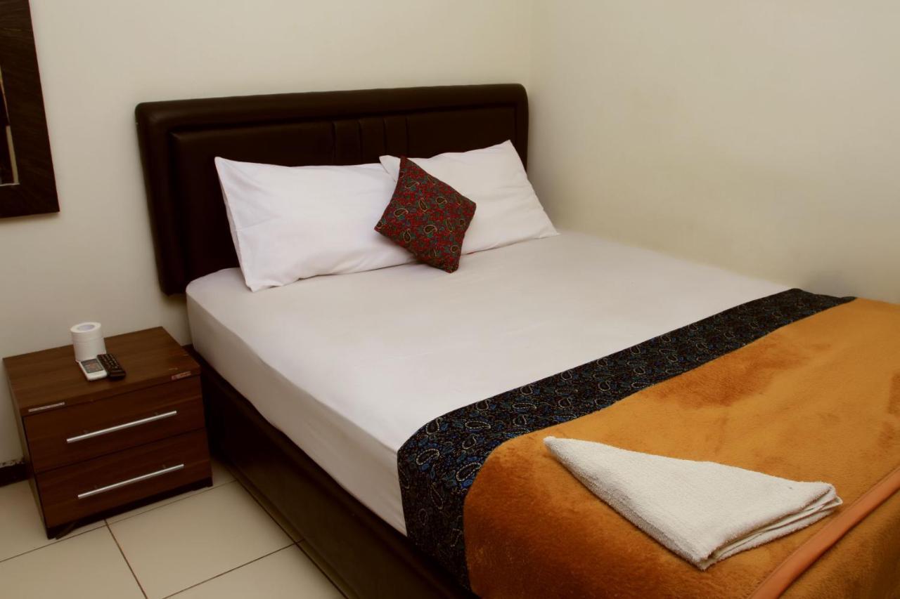 Bantal Guling Trans Hotel Bandung Ngoại thất bức ảnh